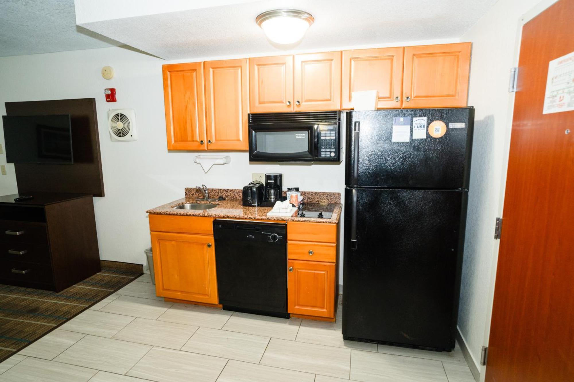 Mainstay Suites Knoxville North I-75 Екстериор снимка
