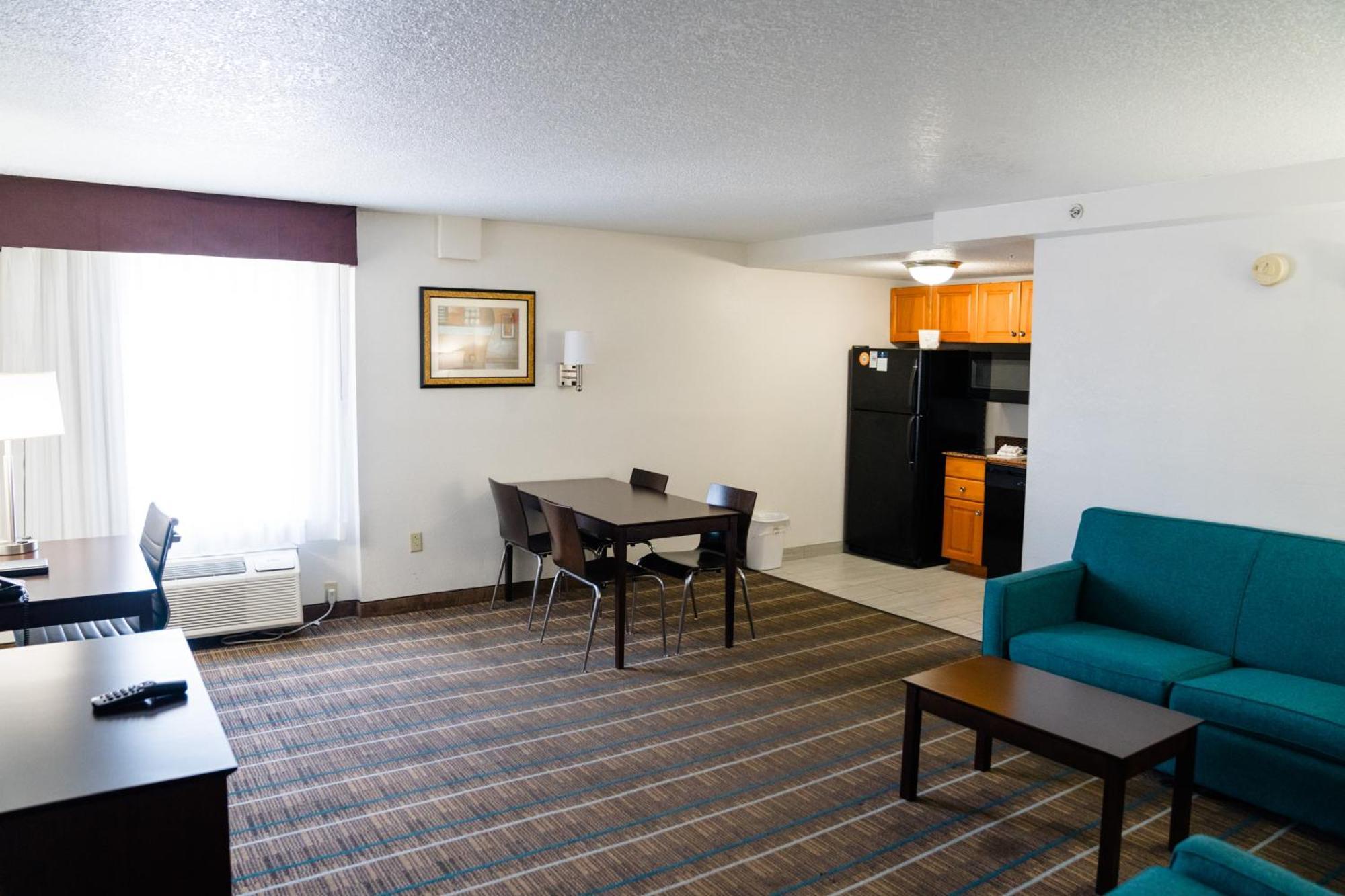 Mainstay Suites Knoxville North I-75 Екстериор снимка