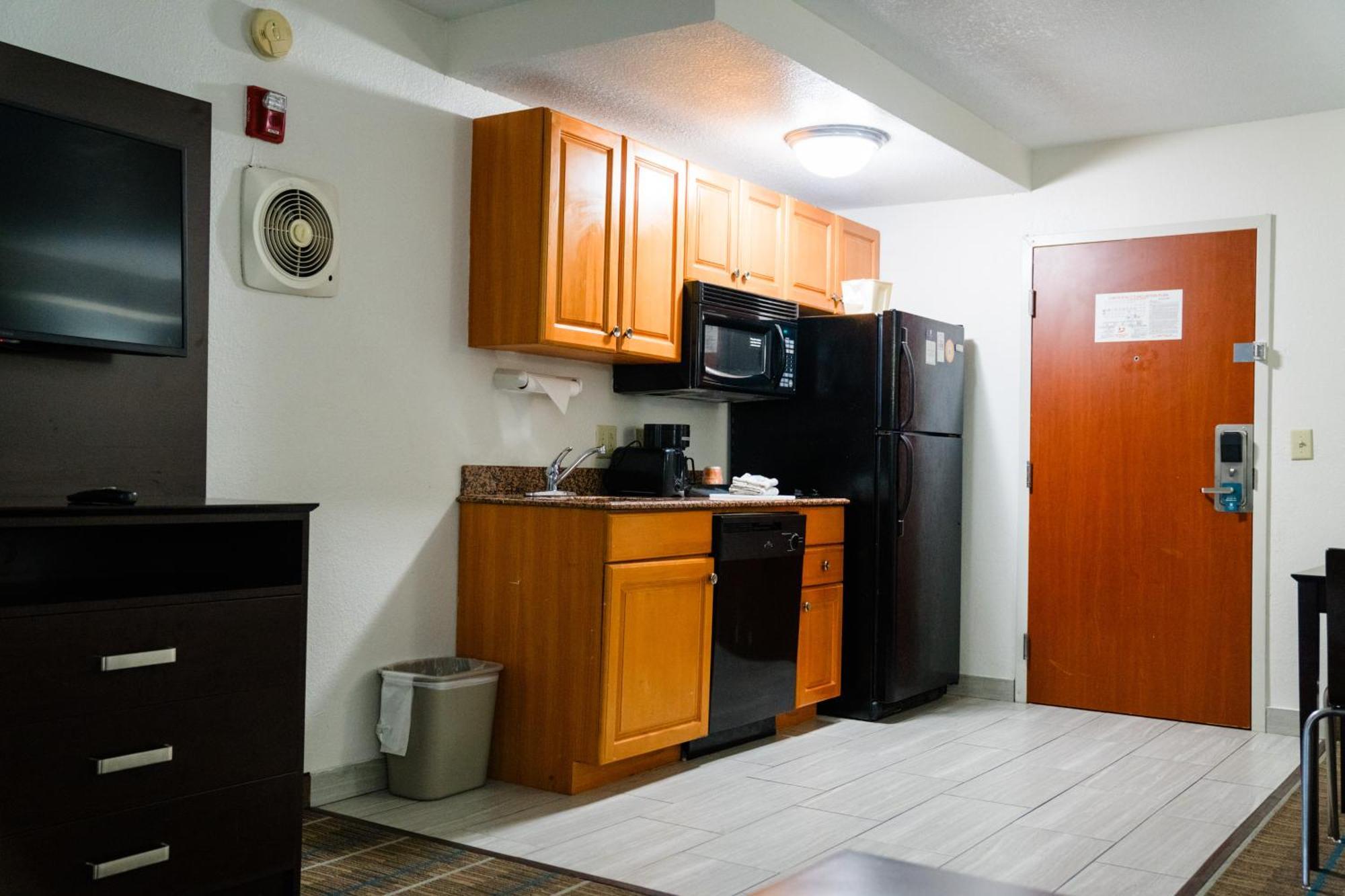 Mainstay Suites Knoxville North I-75 Екстериор снимка