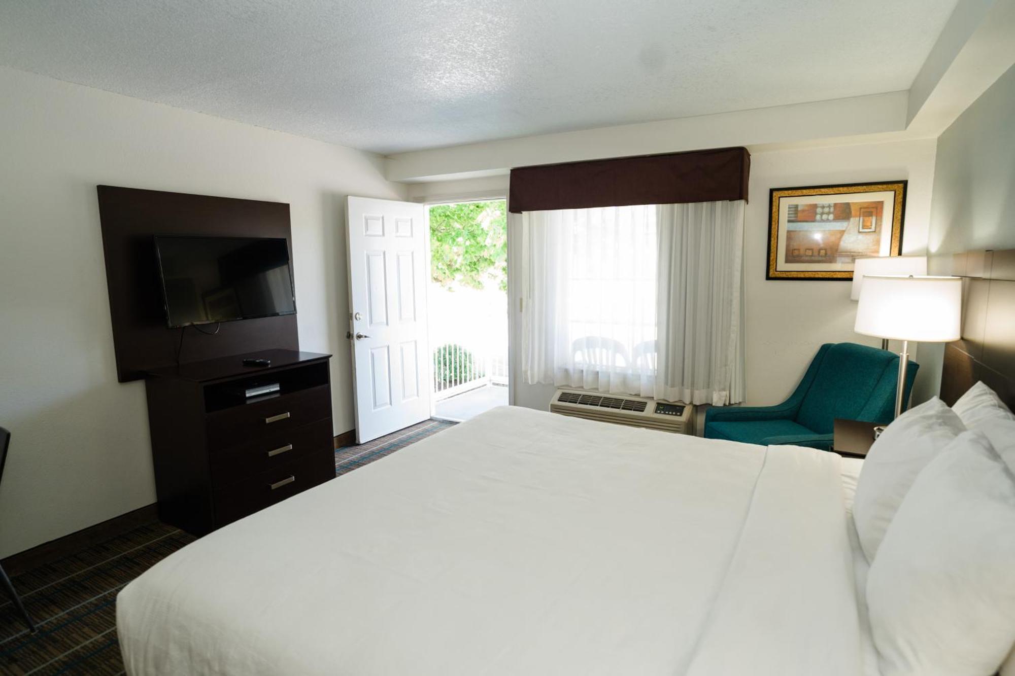 Mainstay Suites Knoxville North I-75 Екстериор снимка