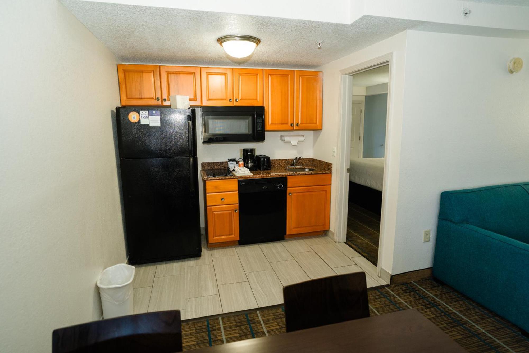 Mainstay Suites Knoxville North I-75 Екстериор снимка