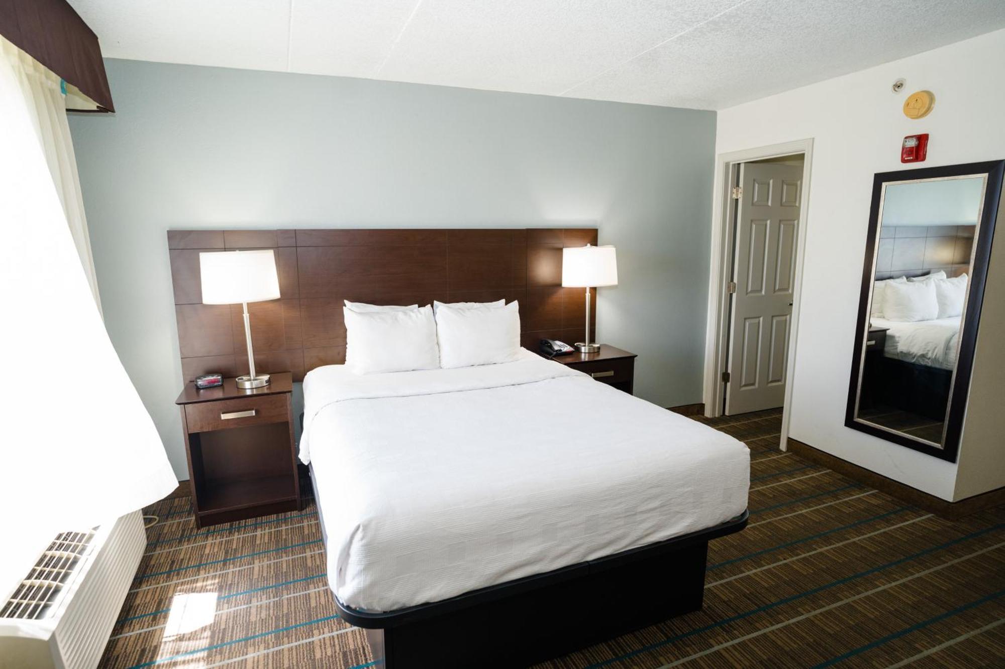 Mainstay Suites Knoxville North I-75 Екстериор снимка